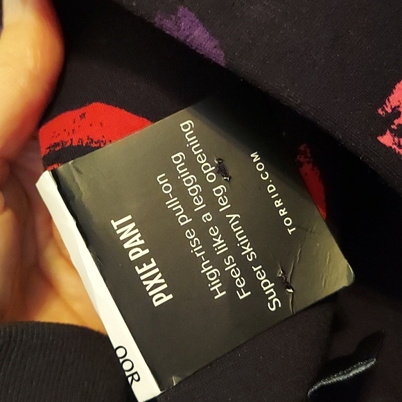 Torrid NEW Pixie Pants Size 00R - Picture 5 of 10